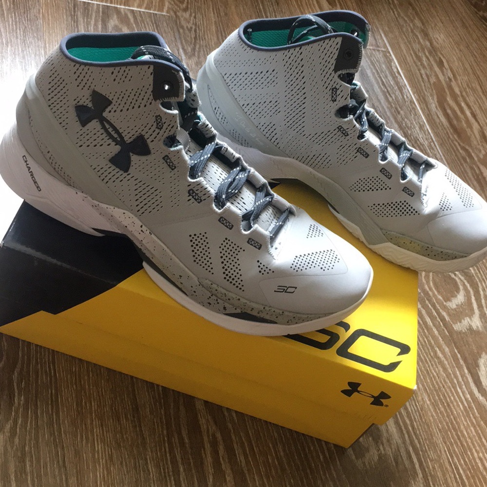 Under Armour Curry 2 Mid TS